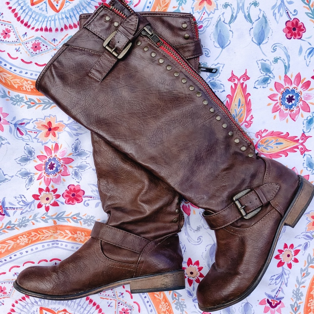 CUTE ZIP UP BOOTS